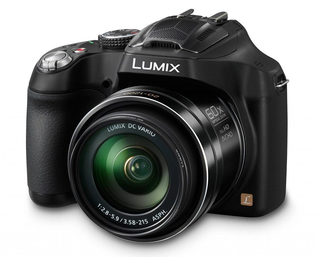 Best Compact Cameras under 300 Dollars [January 2024 Review]
